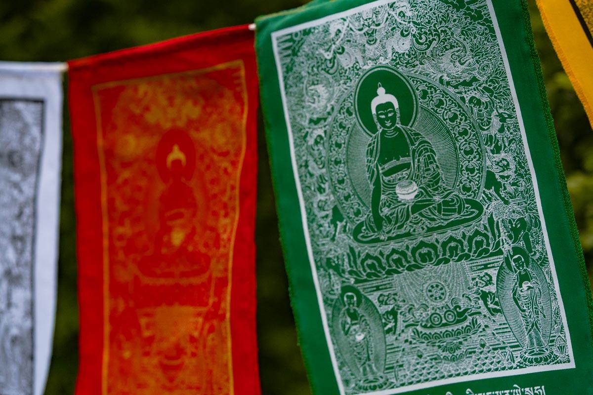5 Buddhas with Mantra Prayer Flag