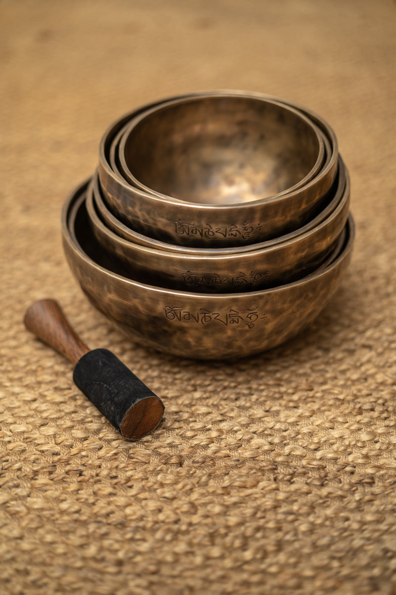 Full Moon Set of 7 Singing Bowls - Tibetan Sound Healing Bowl