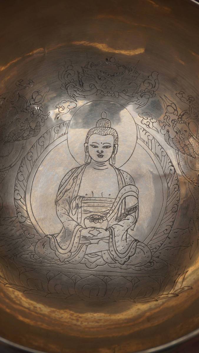 Amitabha Buddha Carved Bowl - Tibetan Singing Bowl