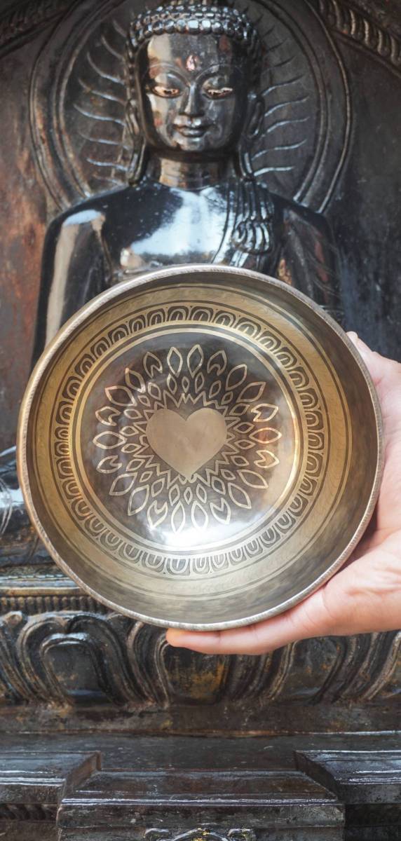Heart Mandala Singing Bowl for meditation.