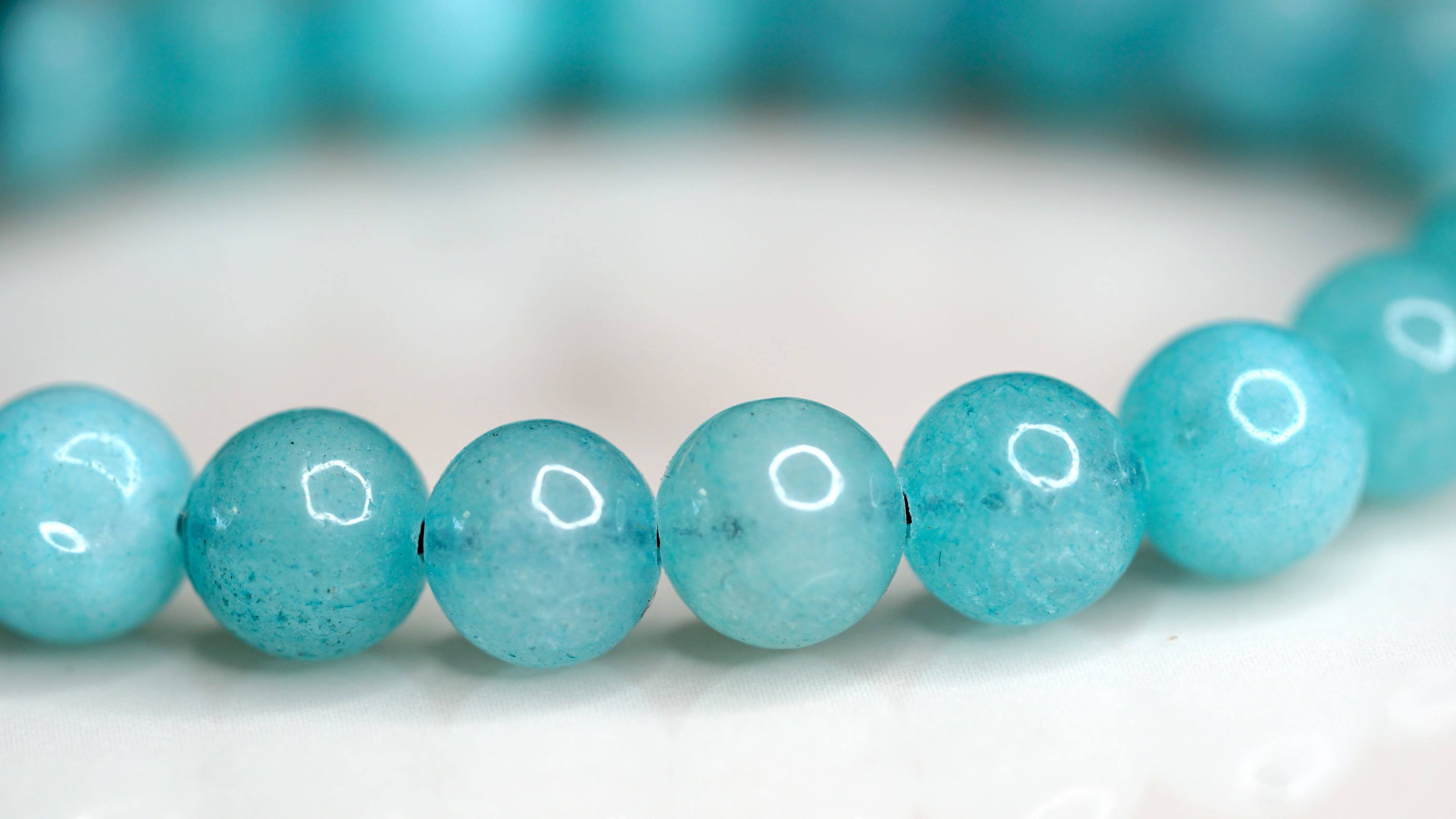 Blue Quartz Bracelet | Wrist Mala for Throat Chakra - Lucky Thanka