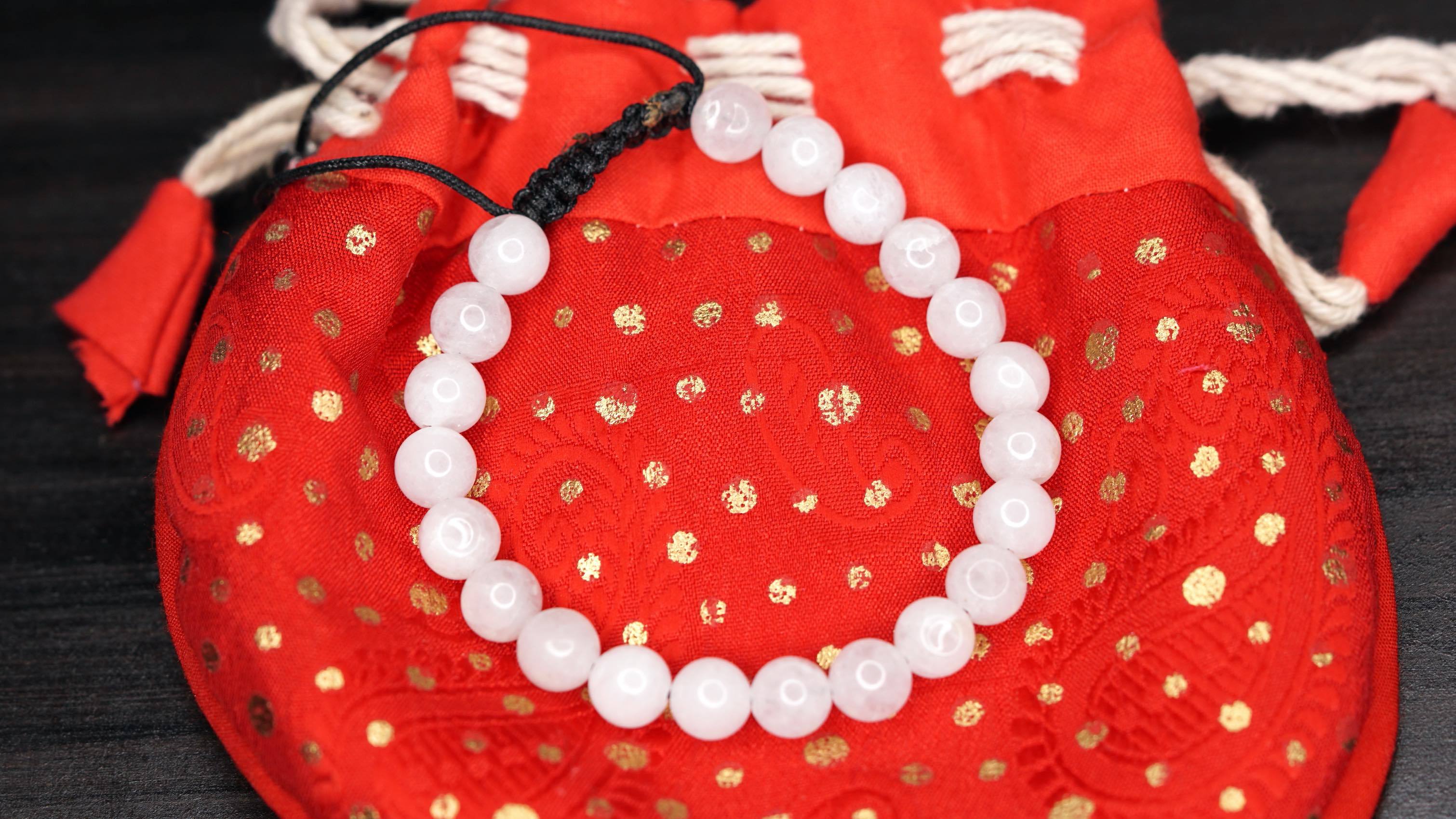 White Jade Stretchable Bracelet - Lucky Thanka