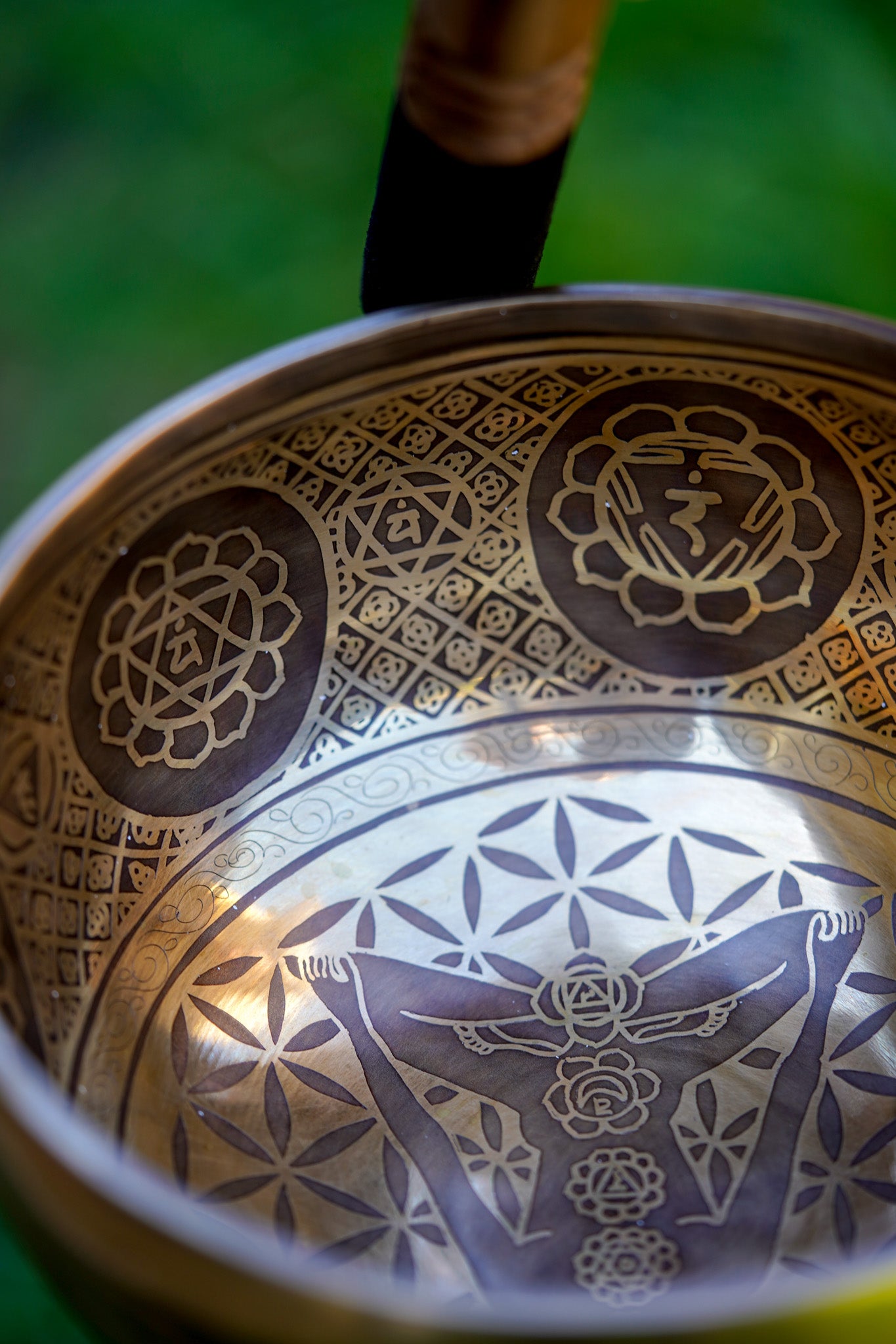 Chakra Singing Bowl - Lucky Thanka