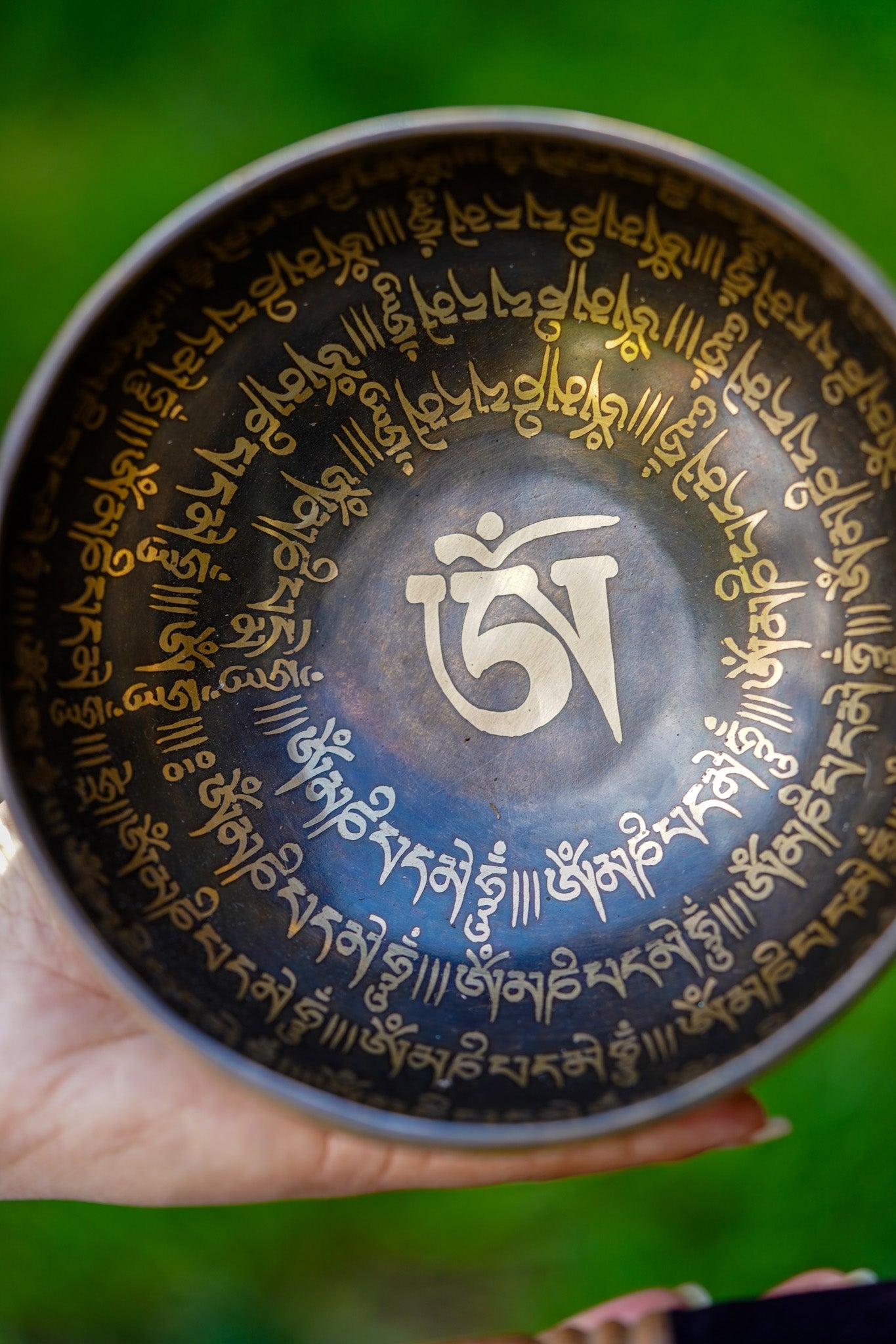 Om Singing Bowl - Lucky Thanka
