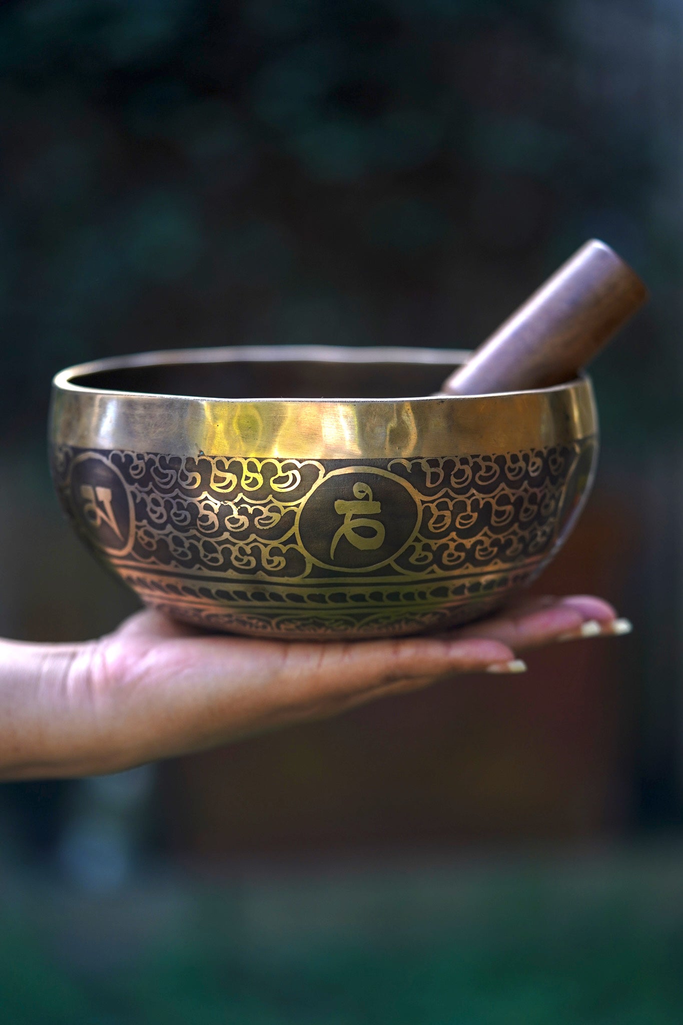 Lotus Flower Singing Bowl - Lucky Thanka