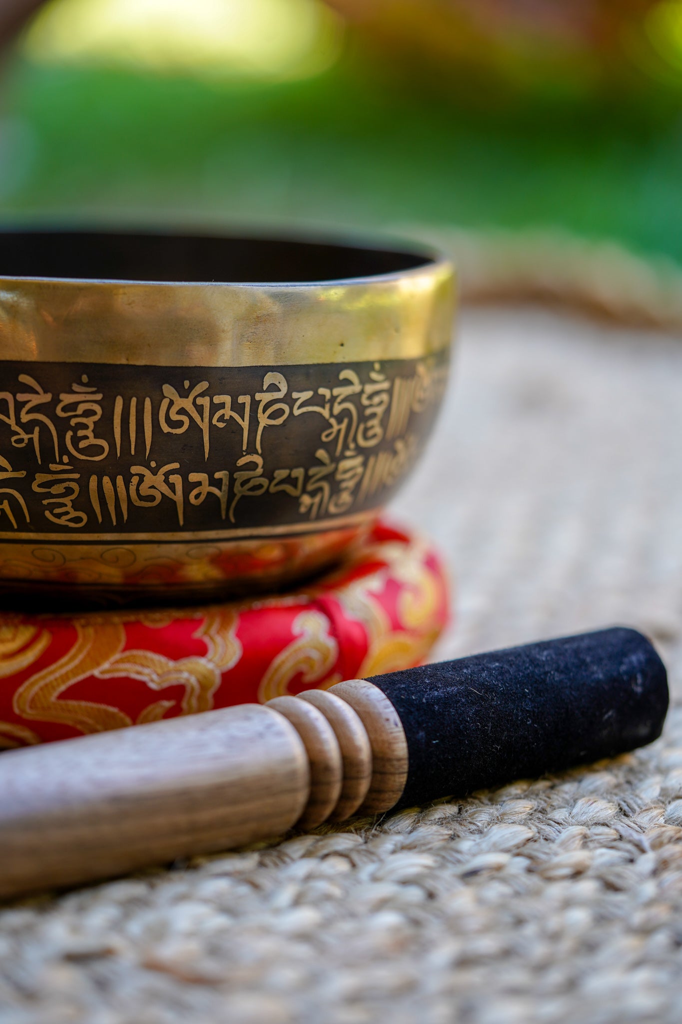 OM Singing Bowl - Lucky Thanka