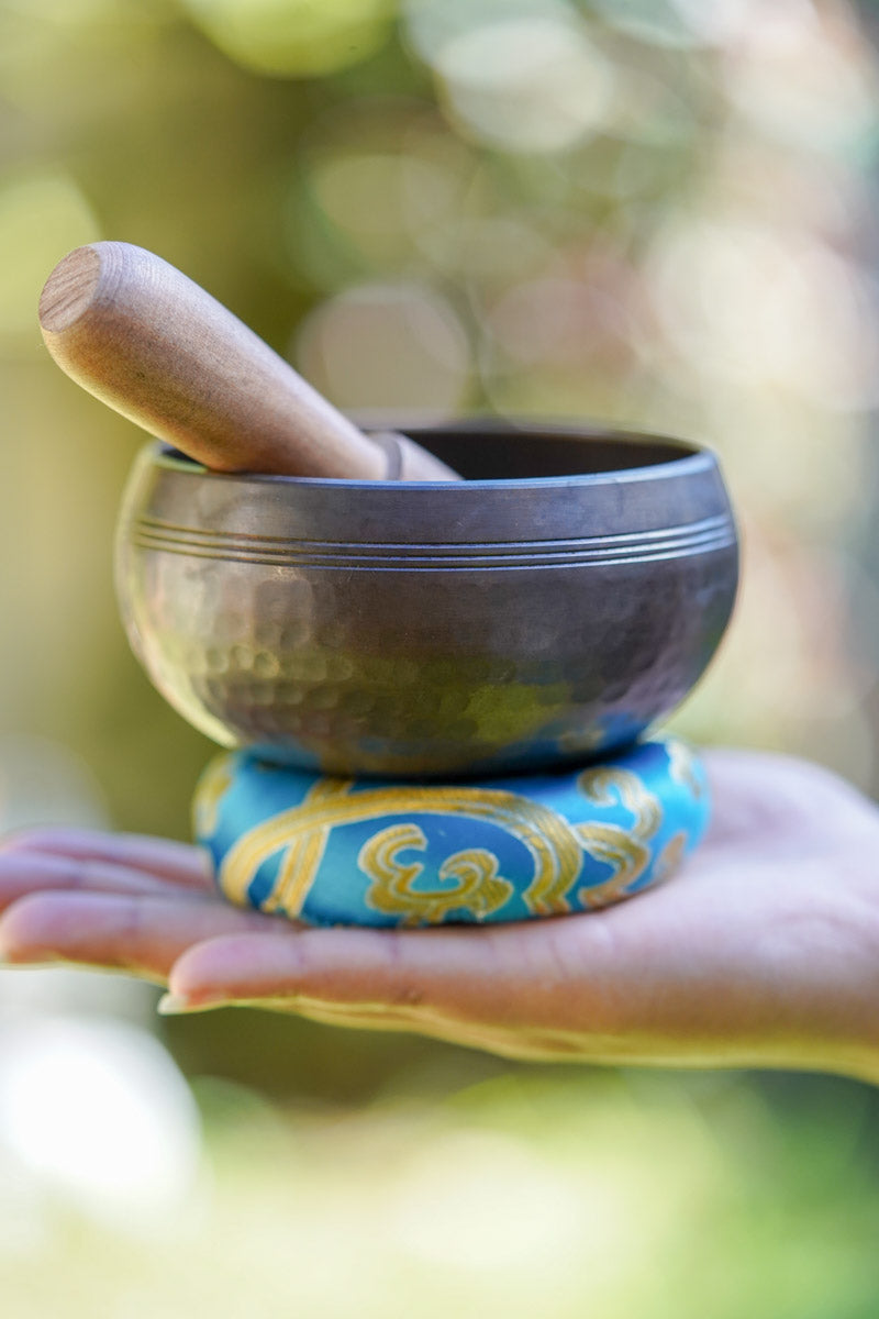 Tibetan Singing Bowl - Lucky Thanka