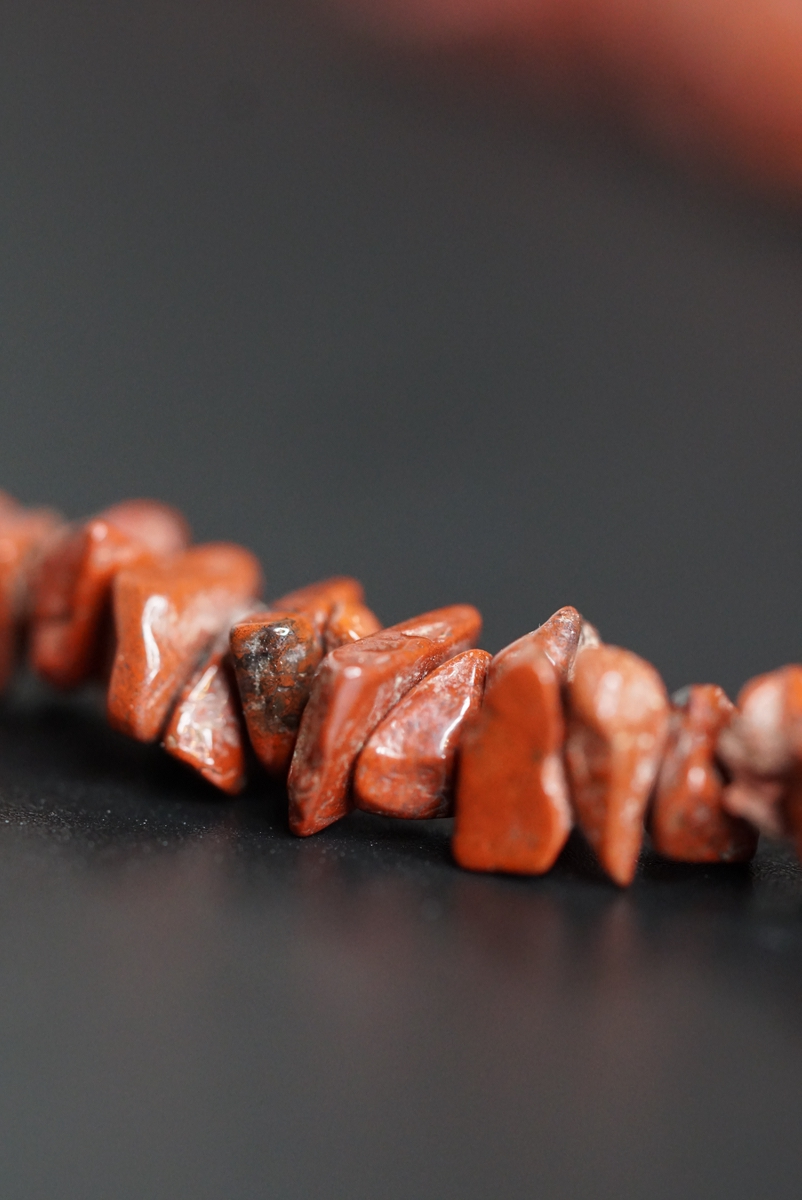 Red Jasper Chips crystal necklace - Lucky Thanka
