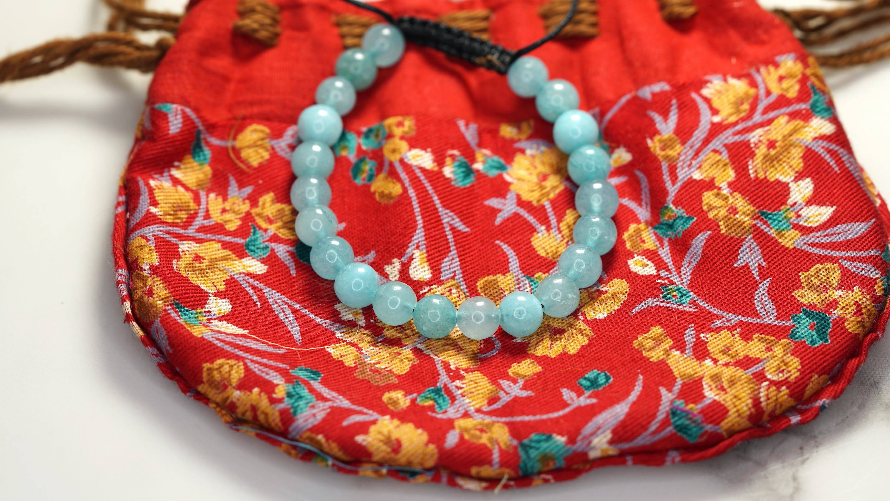 Blue Quartz Bracelet | Wrist Mala for Throat Chakra - Lucky Thanka