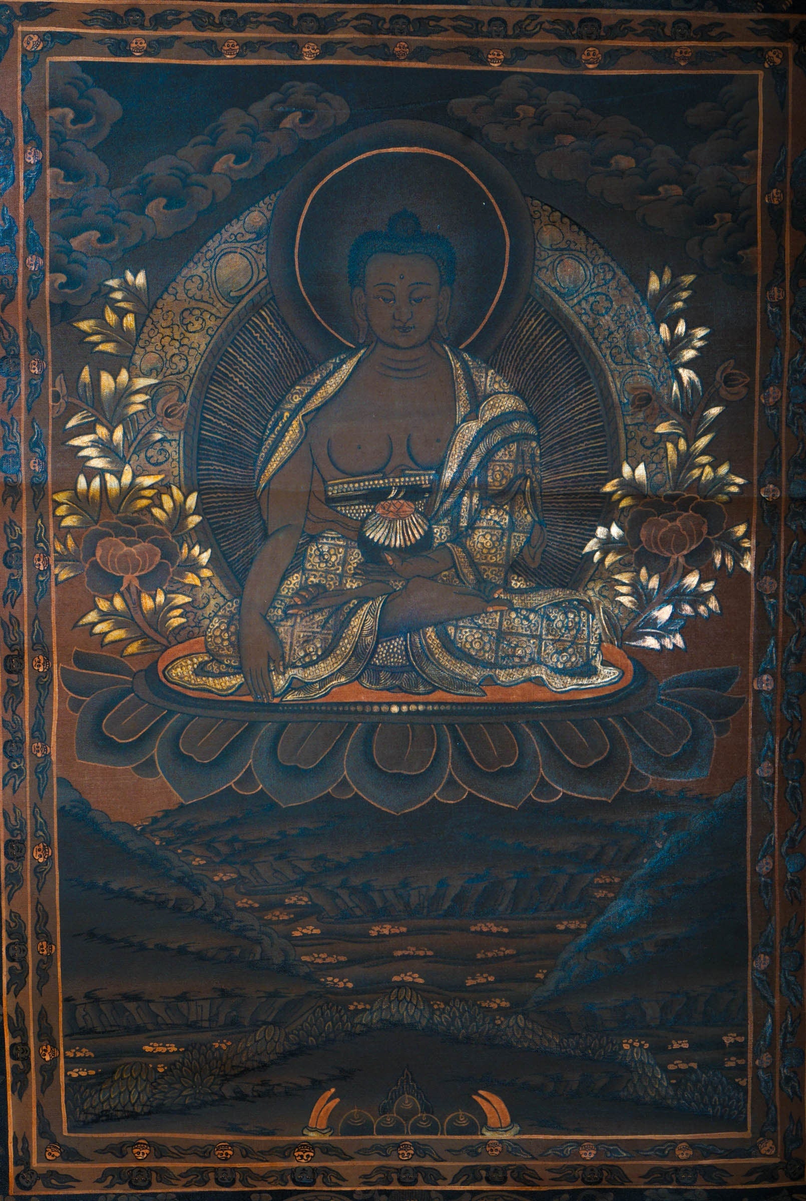 Old Shakyamuni Buddha Thangka - Lucky Thanka