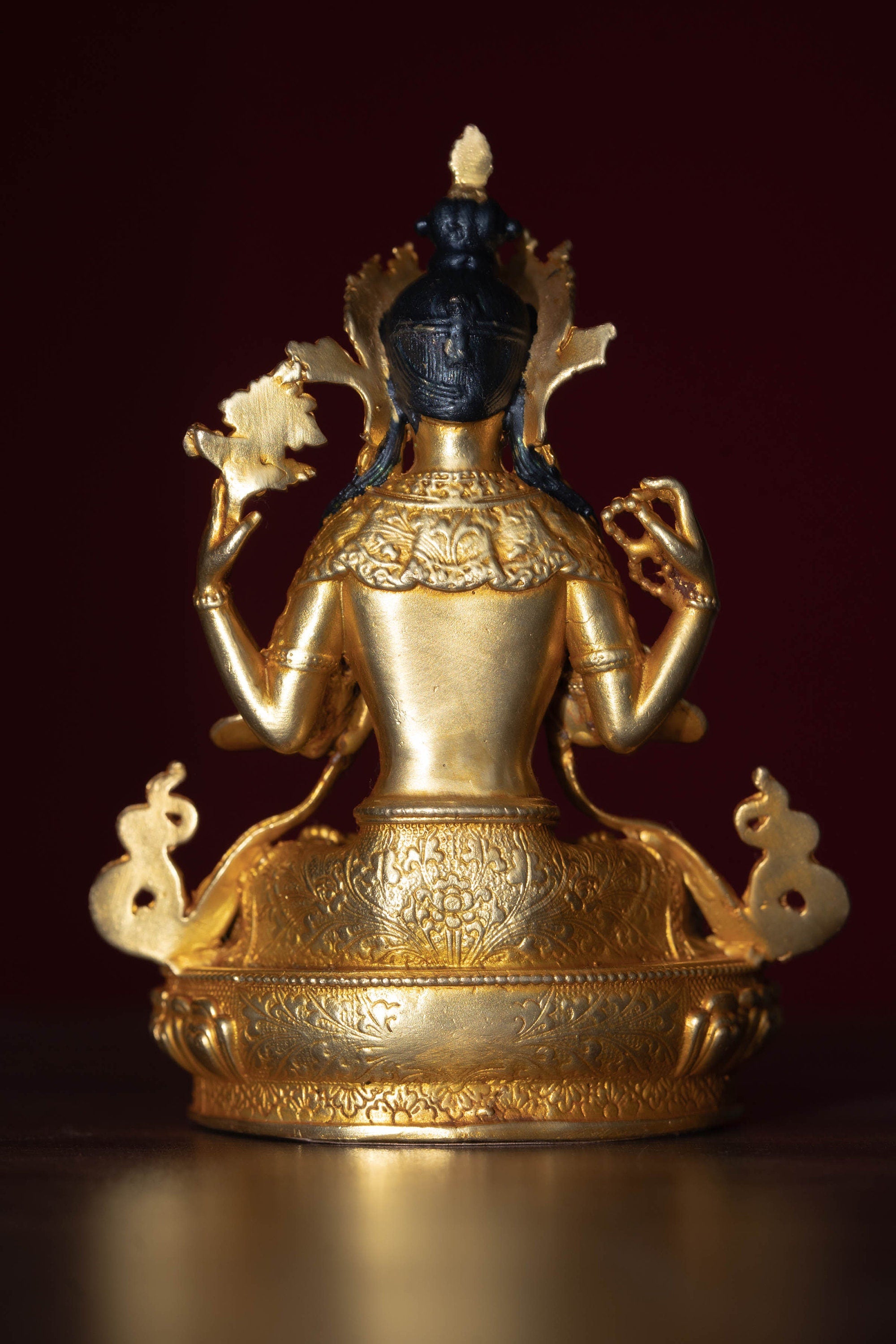 Chenrezig Gold Plated Statue - Lucky Thanka