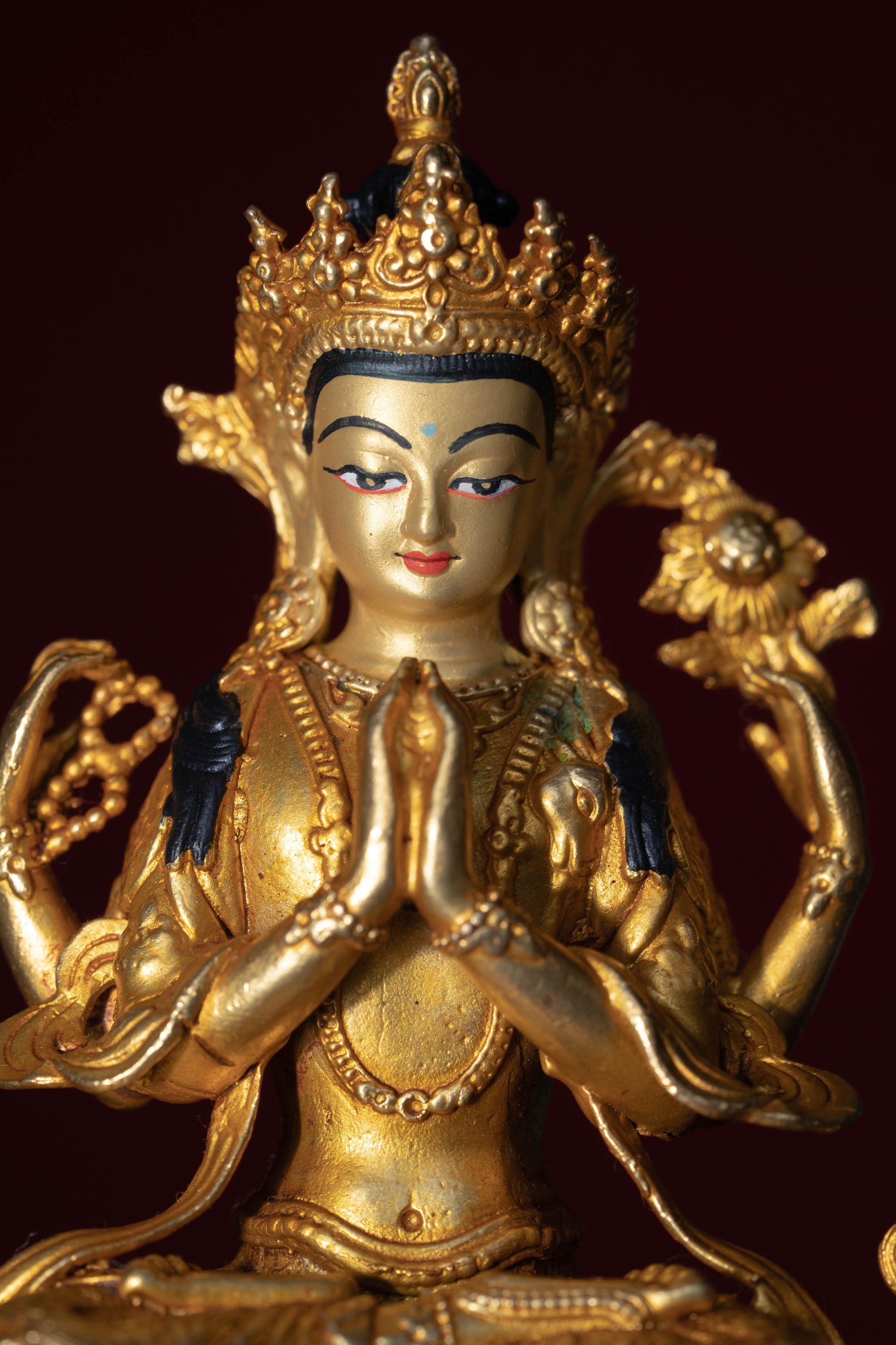 Chenrezig Gold Plated Statue - Lucky Thanka