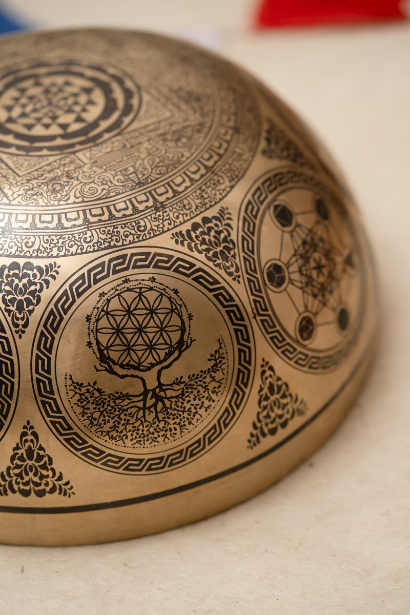 Avalokiteshvara Hand-Etched Singing Bowl for meditation.