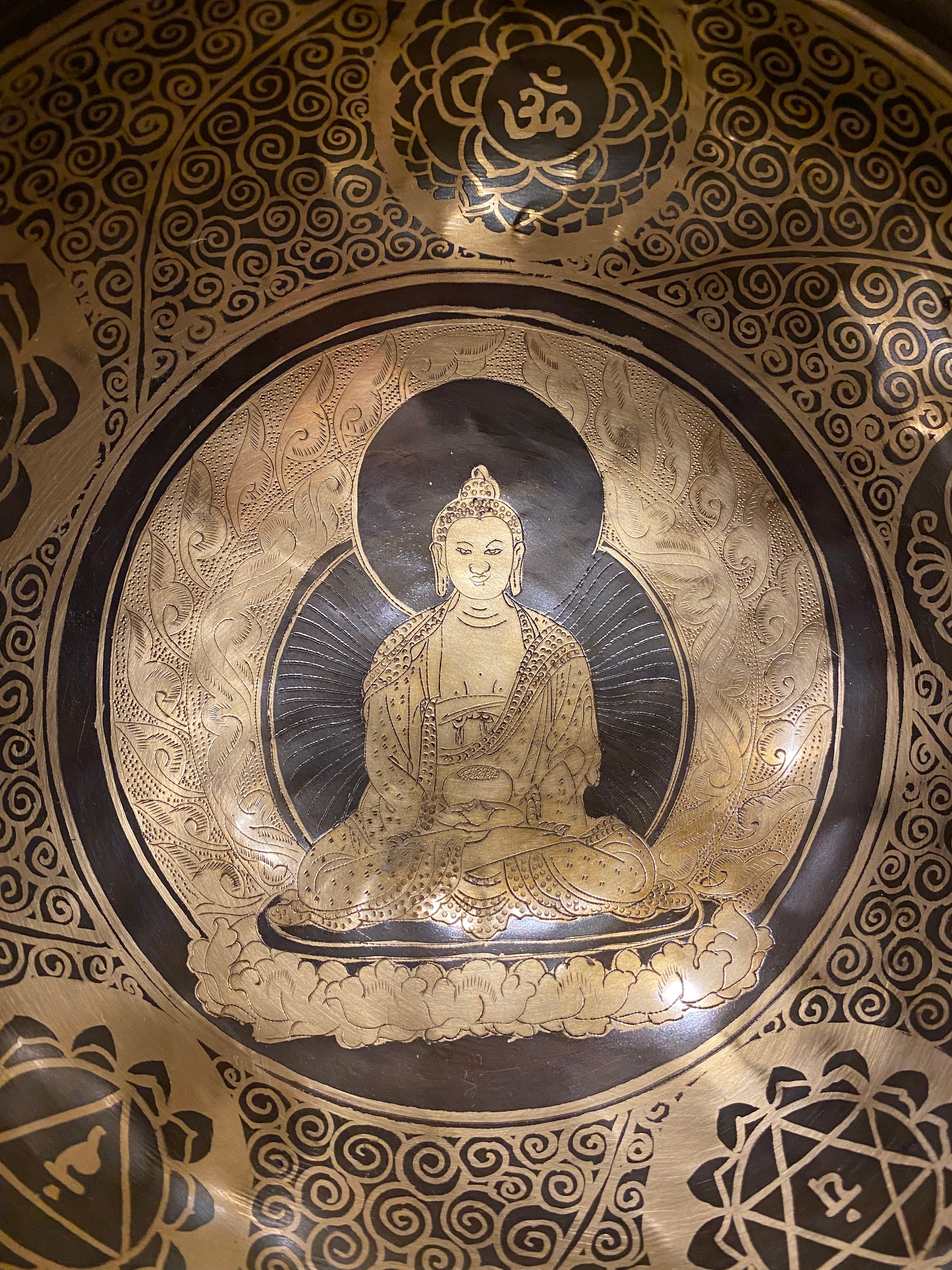 Amitabha Buddha Carved Singing Bowl - Tibetan Bowl for Sound Healing