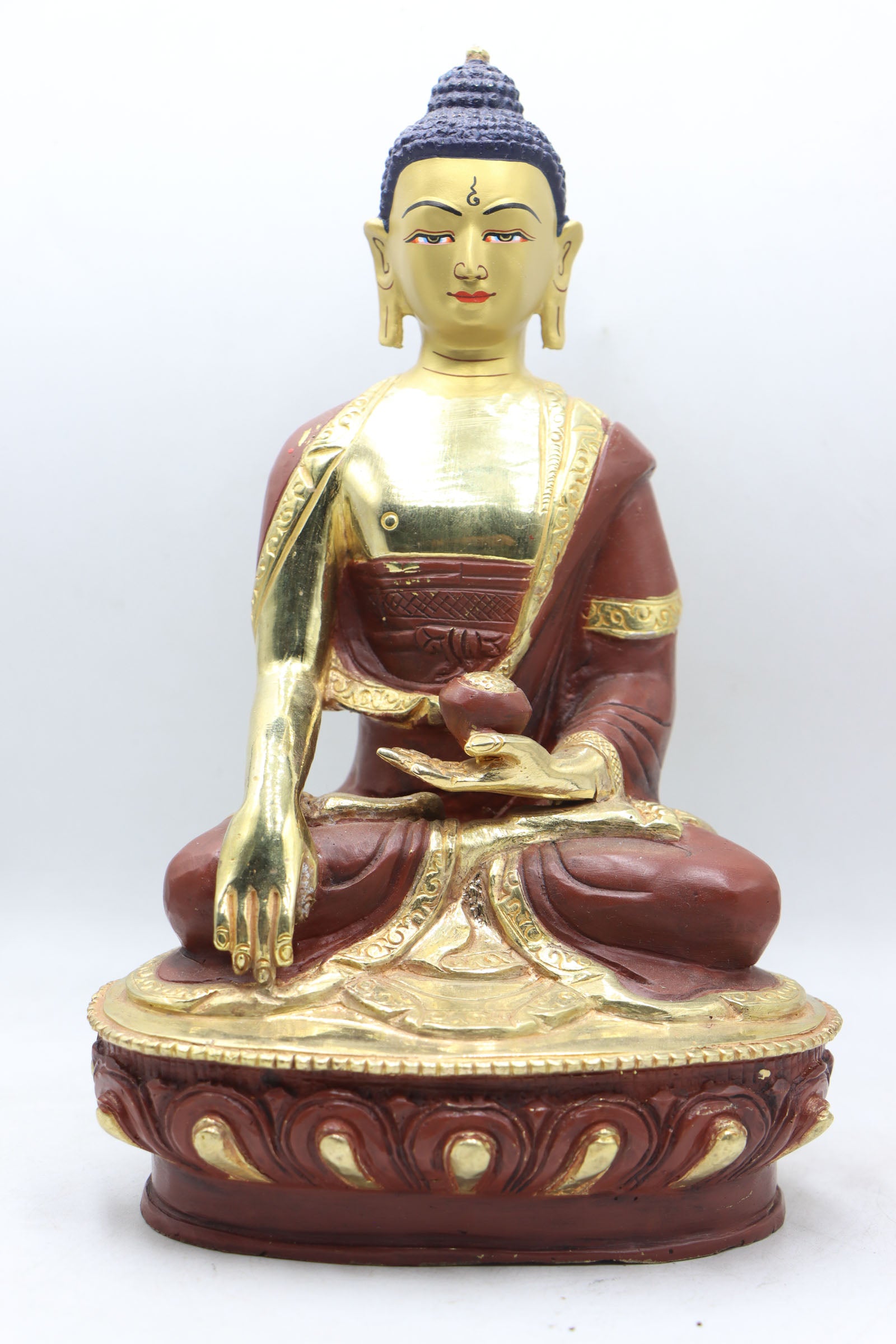 Shakyamuni Buddha statues  serves as objects of reverence and inspiration. 