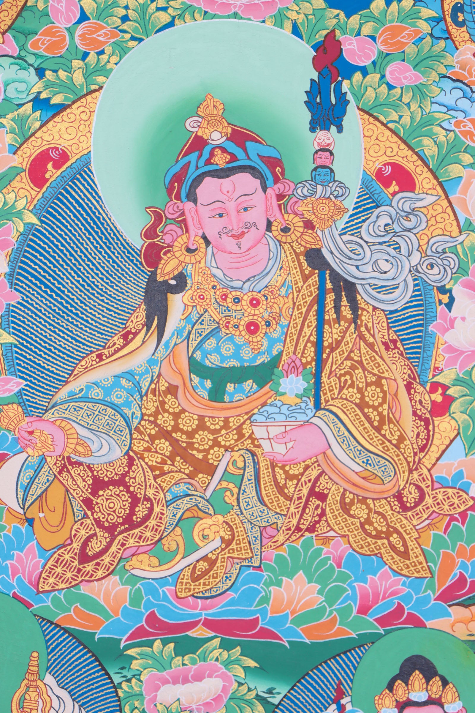 Guru Rinpoche Thangka helps to purify negative karma, and bring about inner peace and well-being.