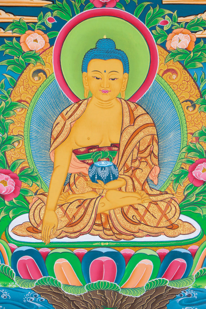 Shakyamuni Buddha Thangka for praying and meditation .