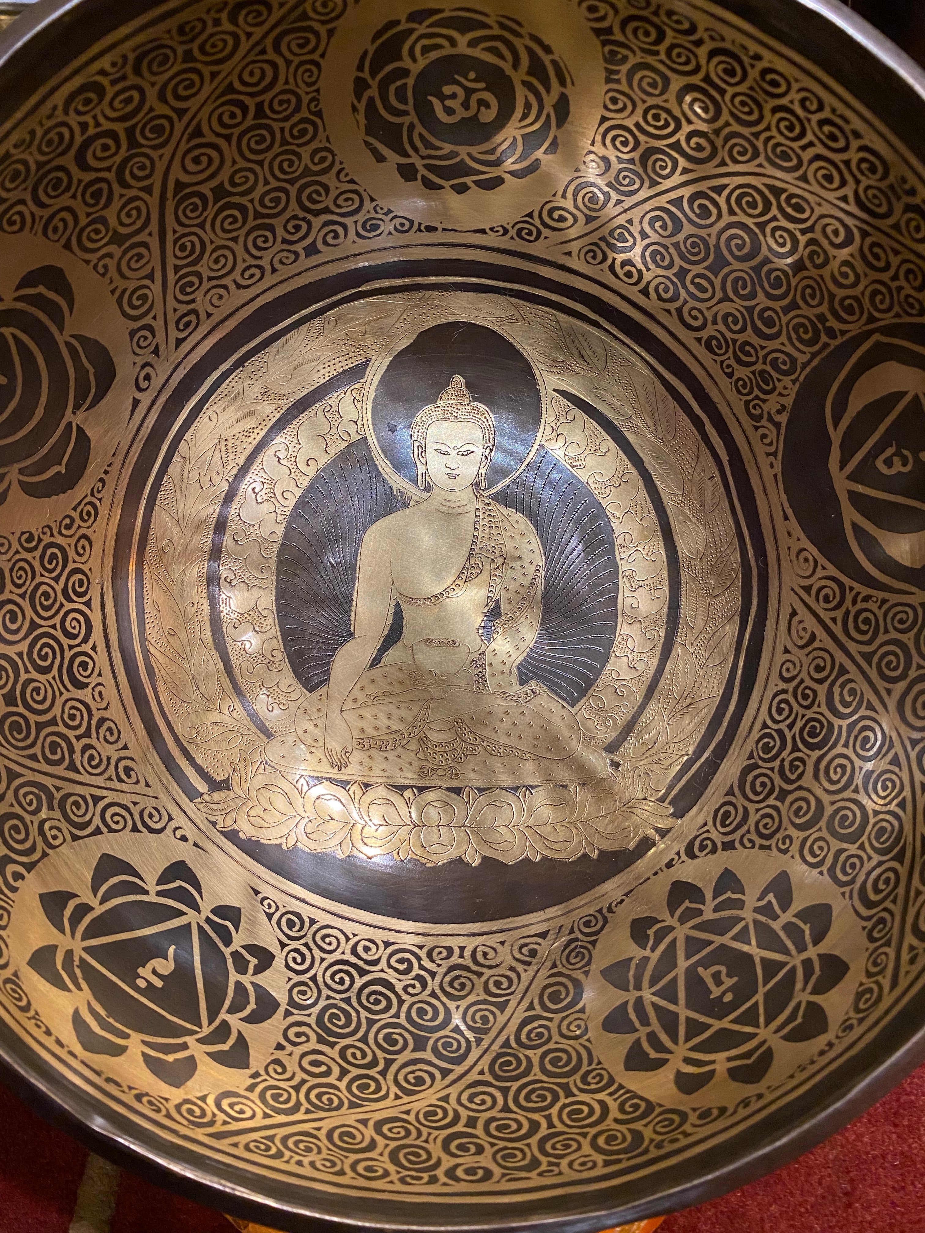Handcrafted Shakyamuni Buddha Singing Bowl - Tibetan Sound Healing Bowl