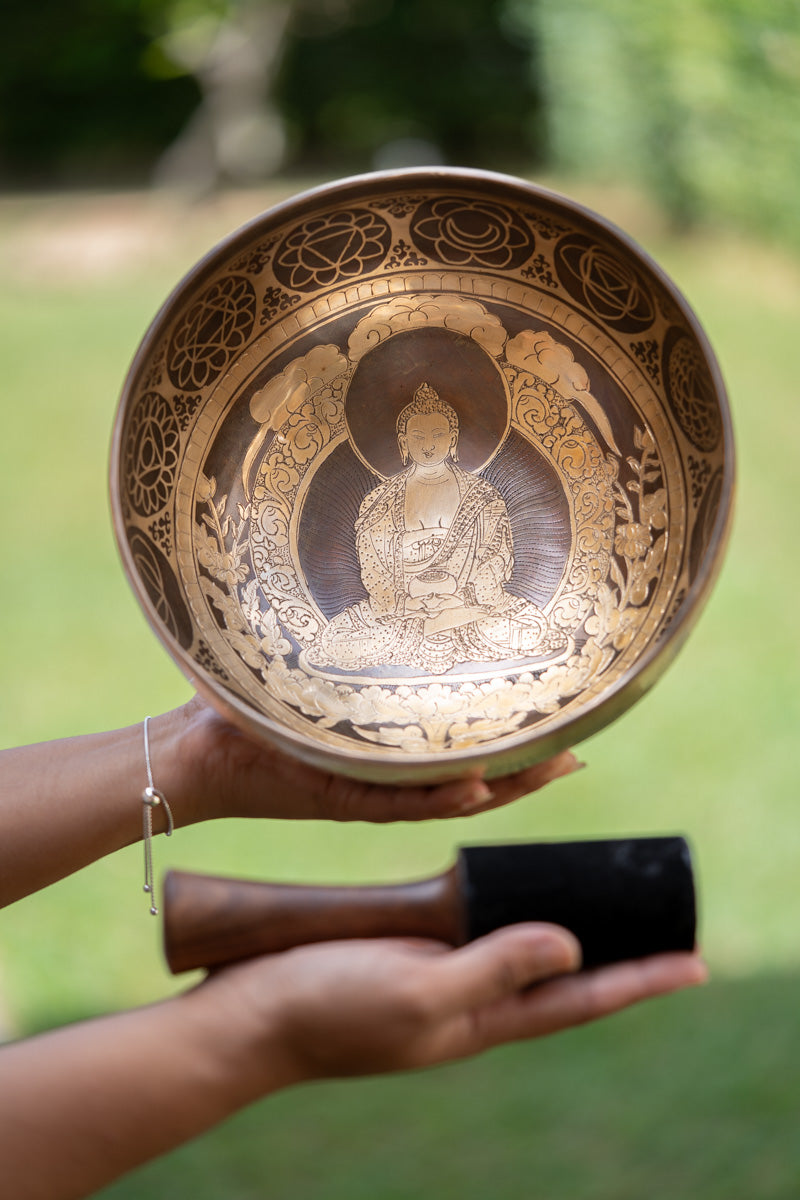 Amitabha Singing Bowl - Handmade singing bowl