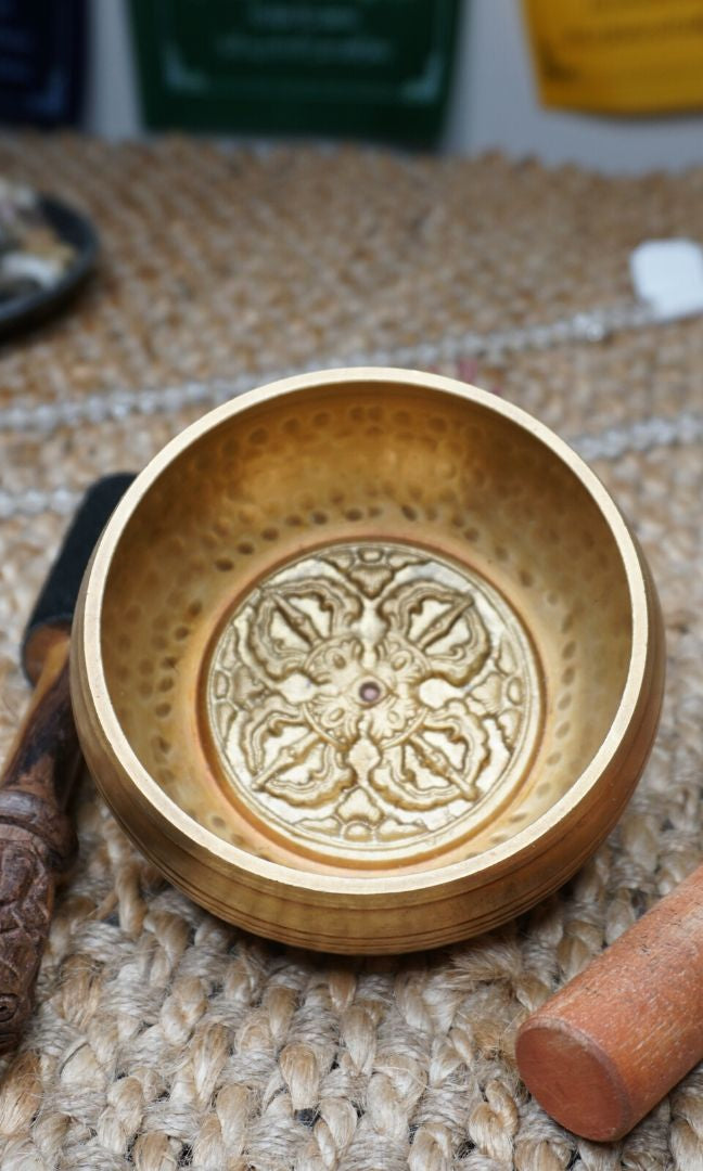 Vajra Symbol of Purification | Carved Singing Bowl - Lucky Thanka