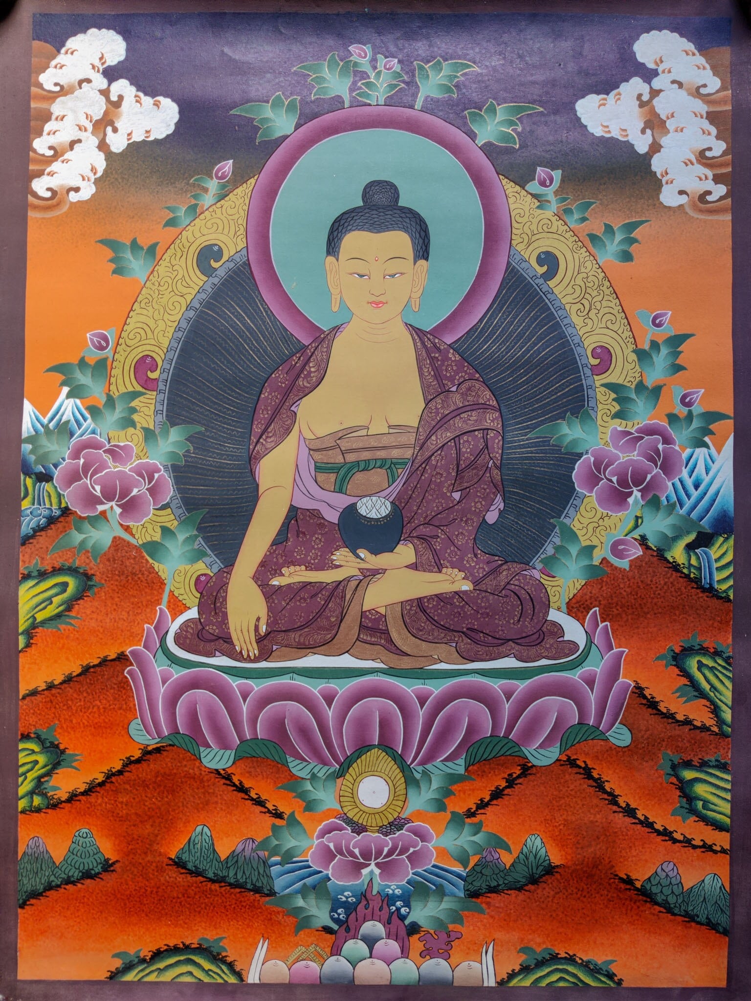 ANTIQUE Tibetan Thangka Painting of Shakyamuni Buddha - Lucky Thanka