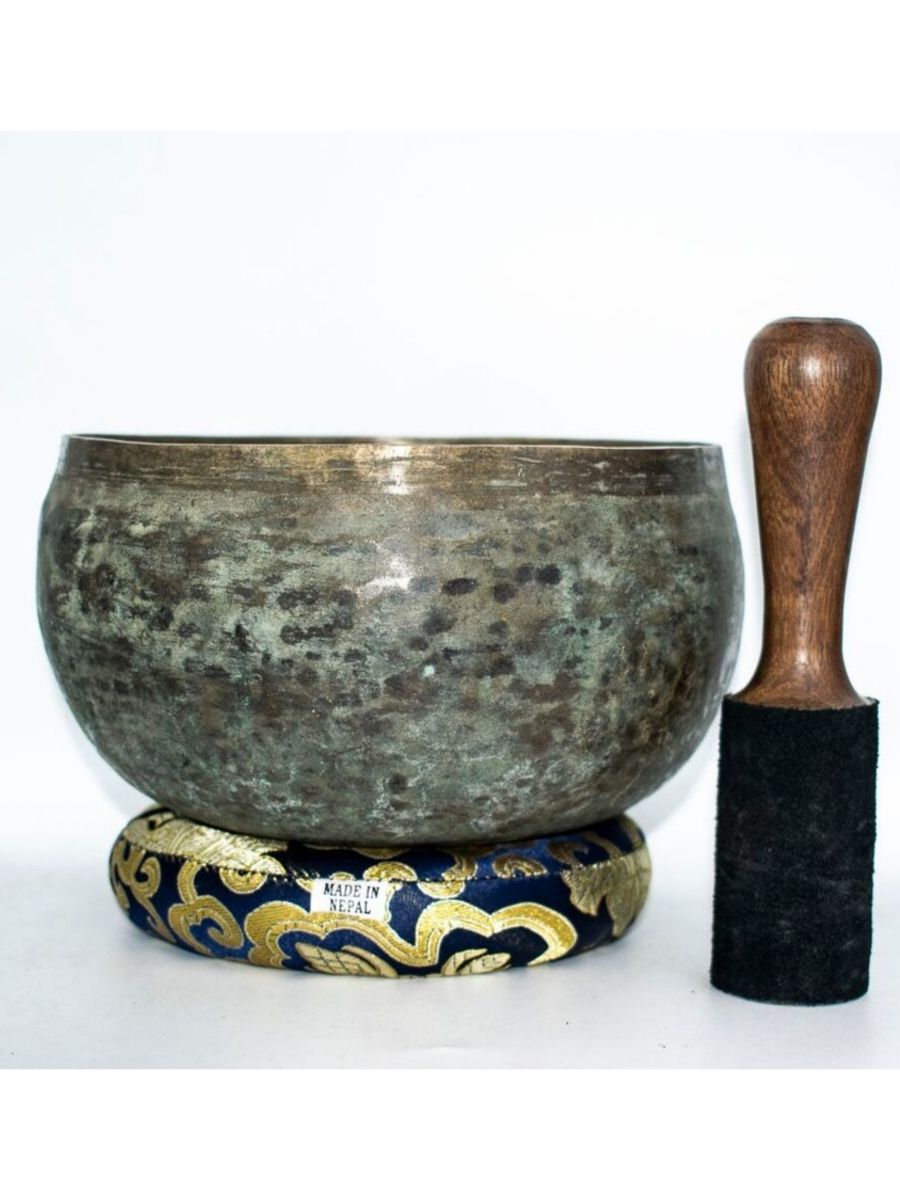 Himalayan Antique Singing bowl from Nepal 7.5 inches - Lucky Thanka