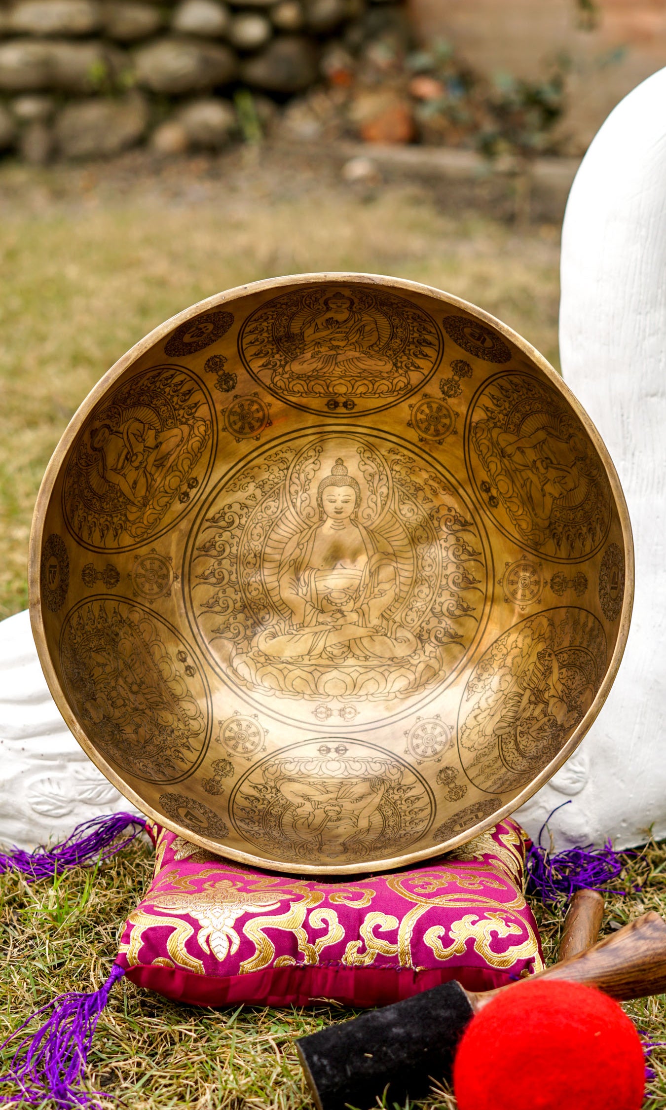 Buddha engraved singing bowl - LuckyThanka