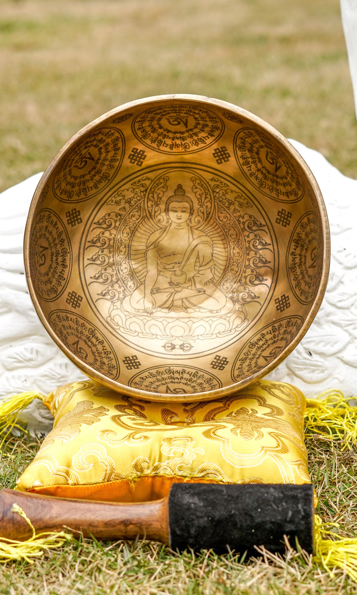 Tibetan Healing Bowl - Buddha engraved - LuckyThanka