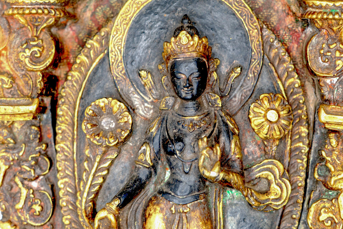 Standing Avalokiteshvara Sculpture - Lucky Thanka
