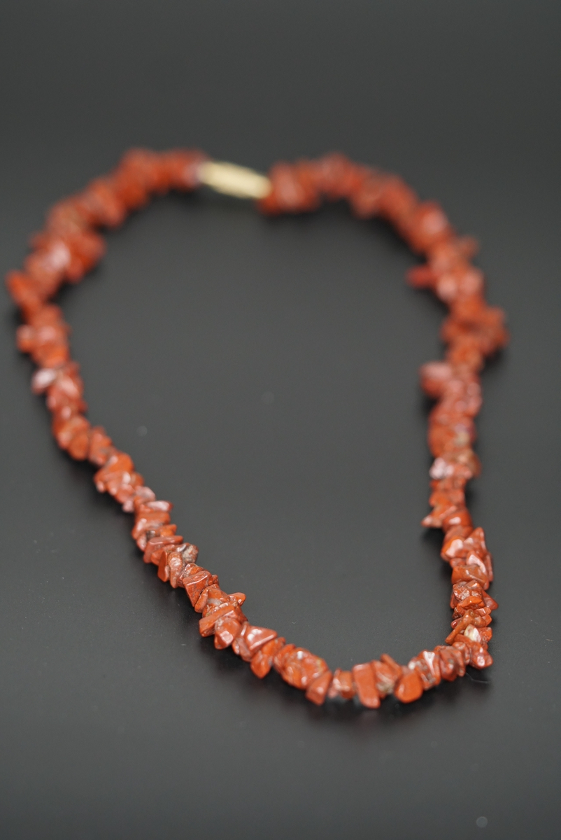 Red Jasper Chips crystal necklace - Lucky Thanka