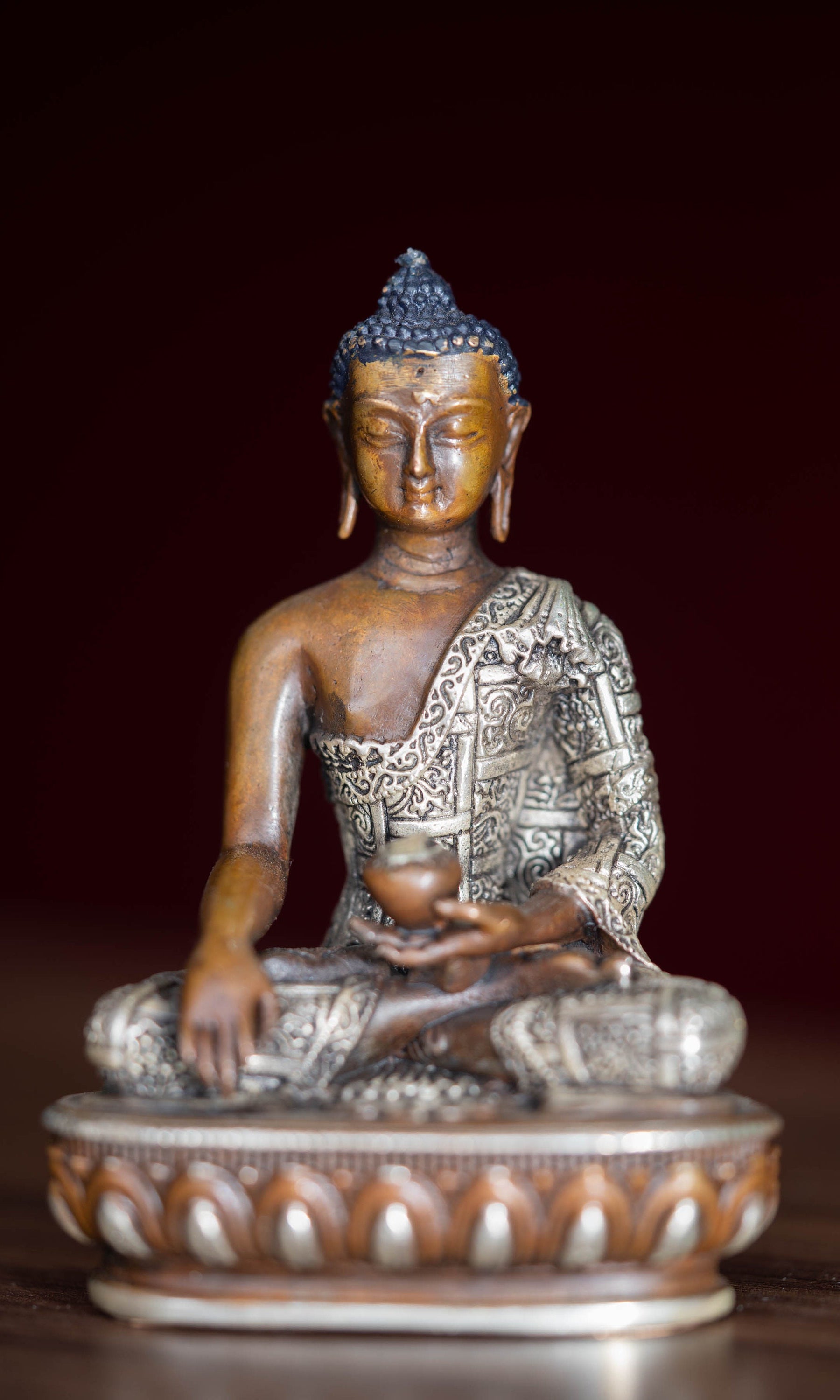 Shakyamuni Buddha Statue - Lucky Thanka