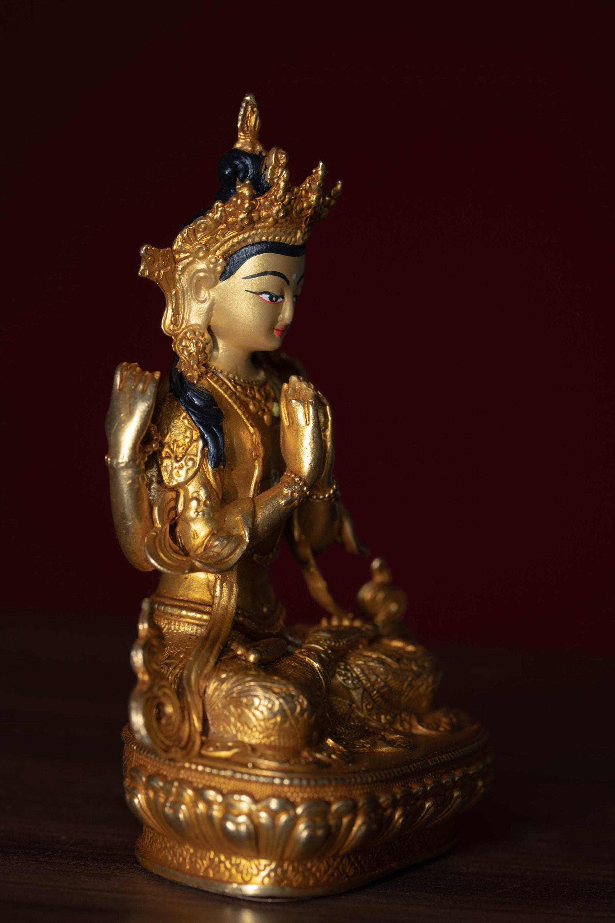 Chenrezig Gold Plated Statue - Lucky Thanka