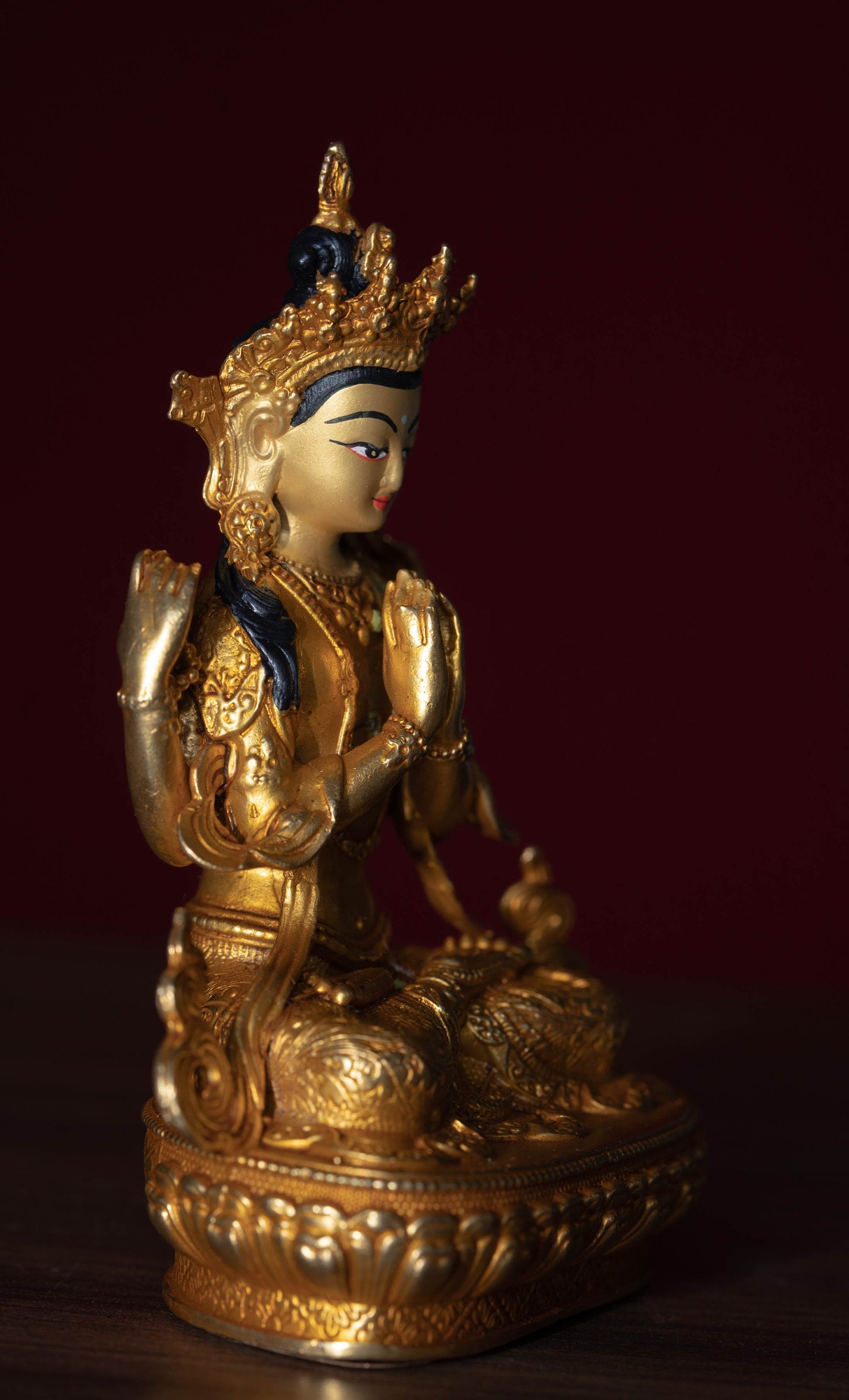 Chenrezig Gold Plated Statue - Lucky Thanka